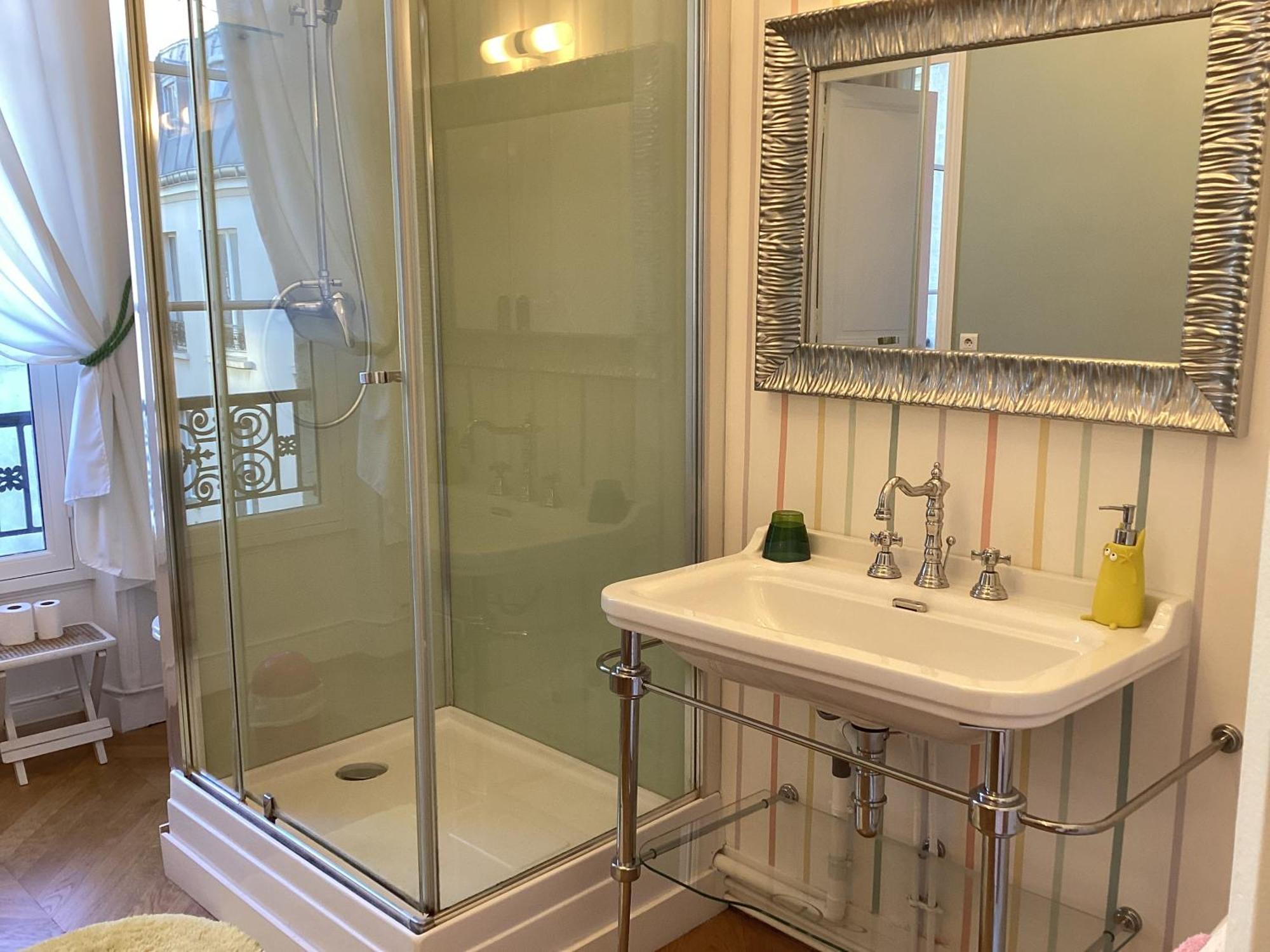 Bed And Breakfast Paris Quartier Champs-Elysees Ngoại thất bức ảnh